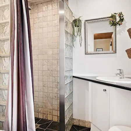 2 Bedroom Pet Friendly In Sydals Tatil Evi